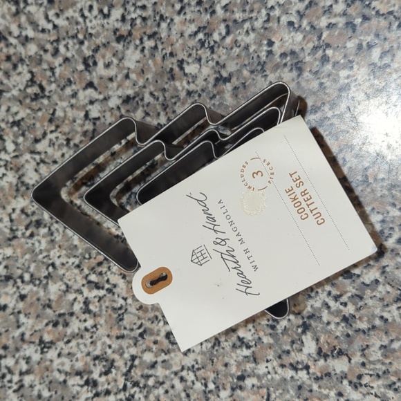 NWT! Hearth & Hand Tree Cookie Cutter Set - Picture 2 of 3